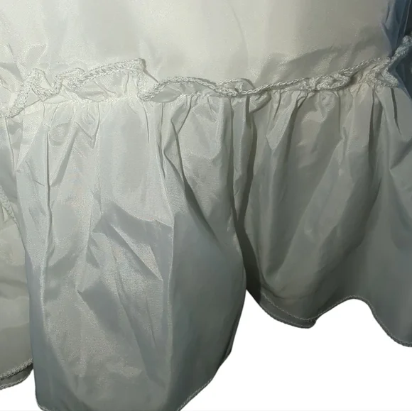 Moncler Nancy Women's Cream Hooded Jacket - Picture 5 of 10